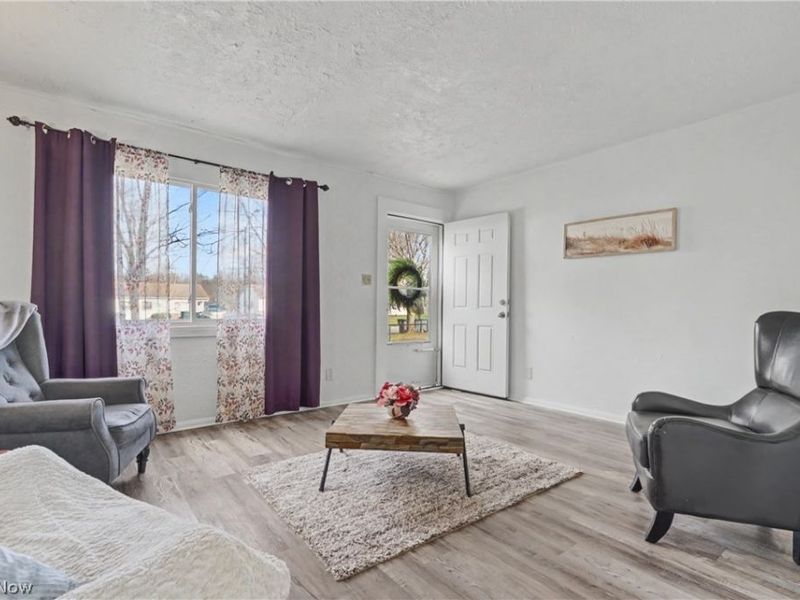 1276 Frederick Boulevard, Akron, OH 44320 Photo 8