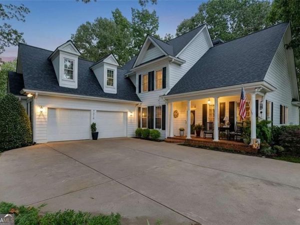 9315 Spinnaker Lane, Gainesville, GA 30506