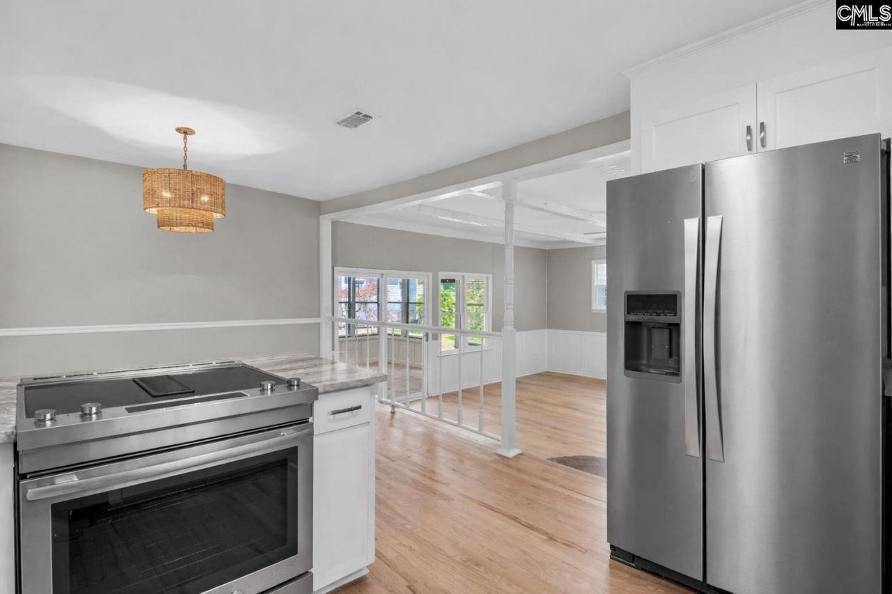 1531 Woodcrest Avenue  Photo 8