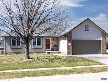 10910 S 210th Street, Gretna, NE 68028