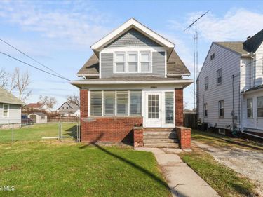 1749 Selkirk Street, Toledo, OH 43605