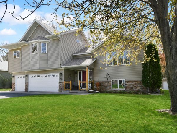 826 3rd Street N, Sartell, MN 56377