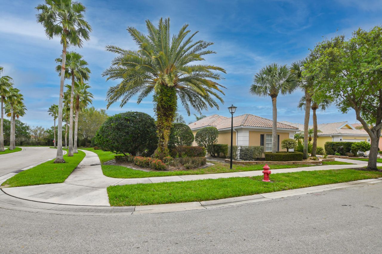10743 SW Hartwick Drive, Port Saint Lucie, FL 34987 Photo