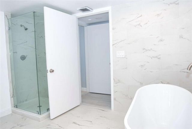 19355 Turnberry Way, Miami, FL 33180 Photo