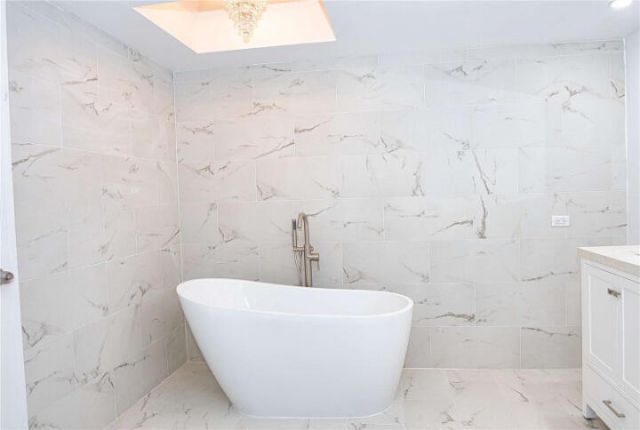 19355 Turnberry Way, Miami, FL 33180 Photo