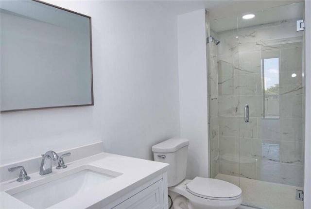 19355 Turnberry Way, Miami, FL 33180 Photo