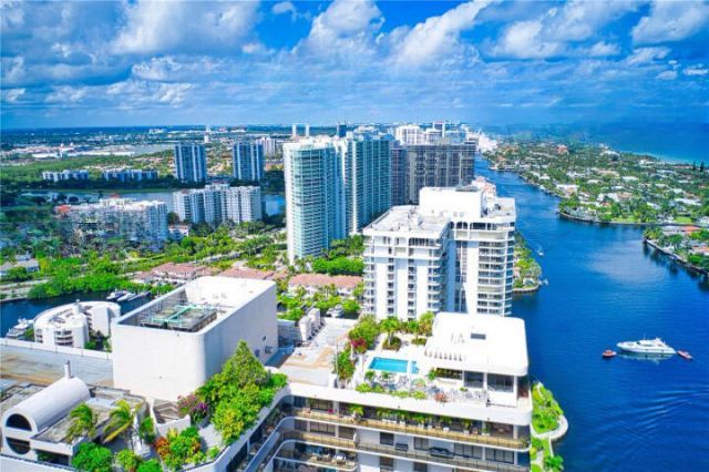 19355 Turnberry Way, Miami, FL 33180 Photo