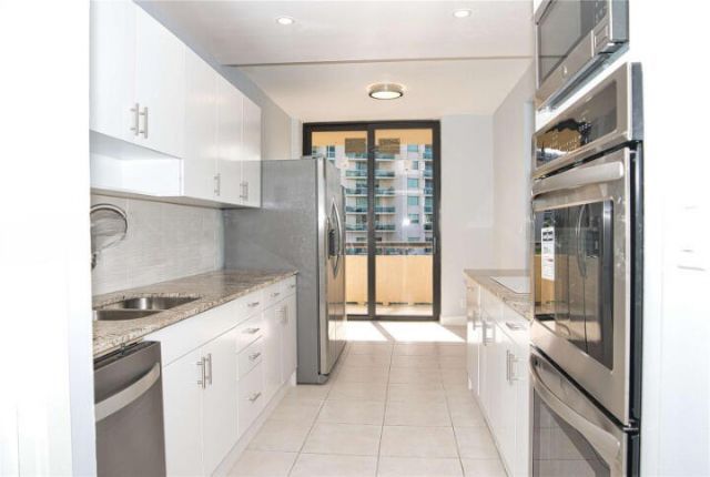 19355 Turnberry Way, Miami, FL 33180 Photo