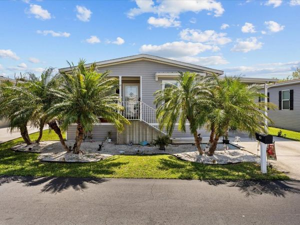 82 Sandhill Boulevard, Fort Pierce, FL 34982