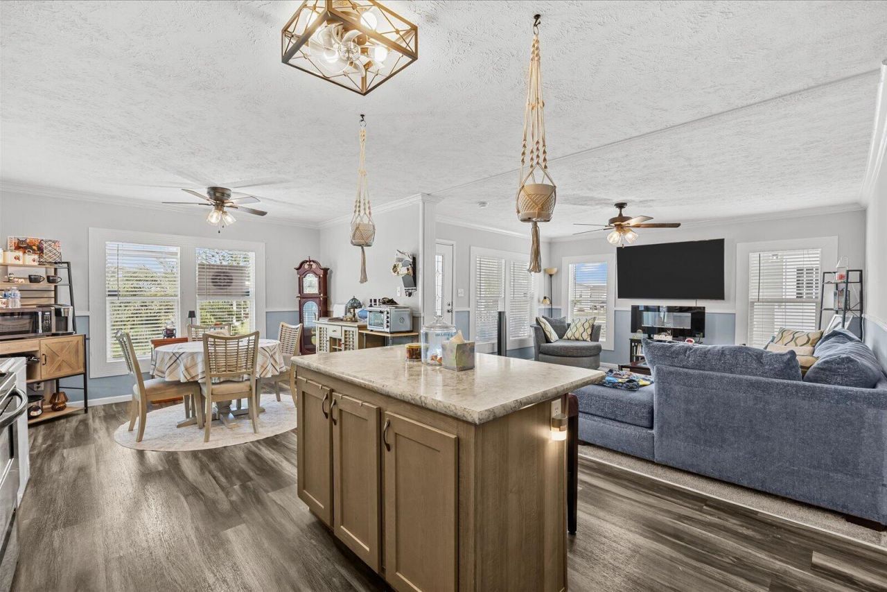 82 Sandhill Boulevard, Fort Pierce, FL 34982 Photo