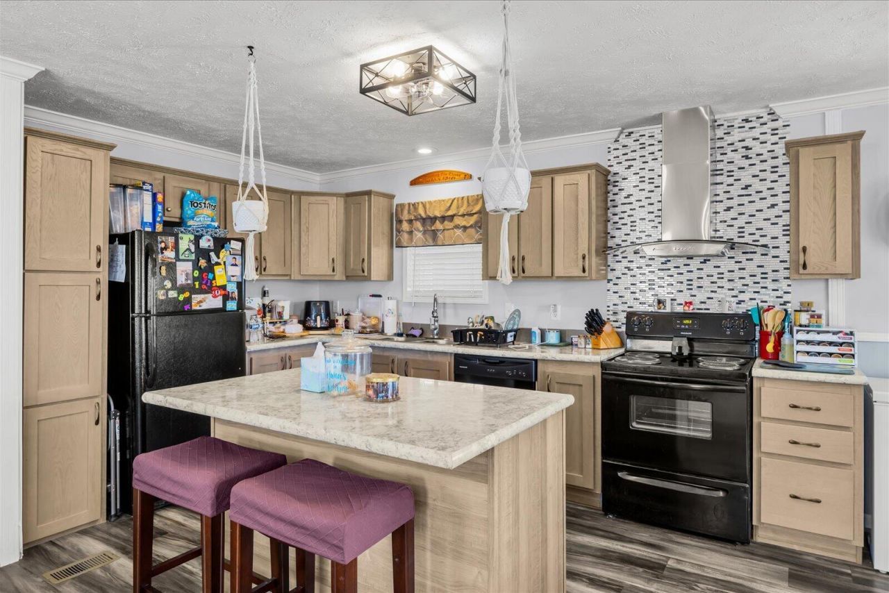 82 Sandhill Boulevard, Fort Pierce, FL 34982 Photo