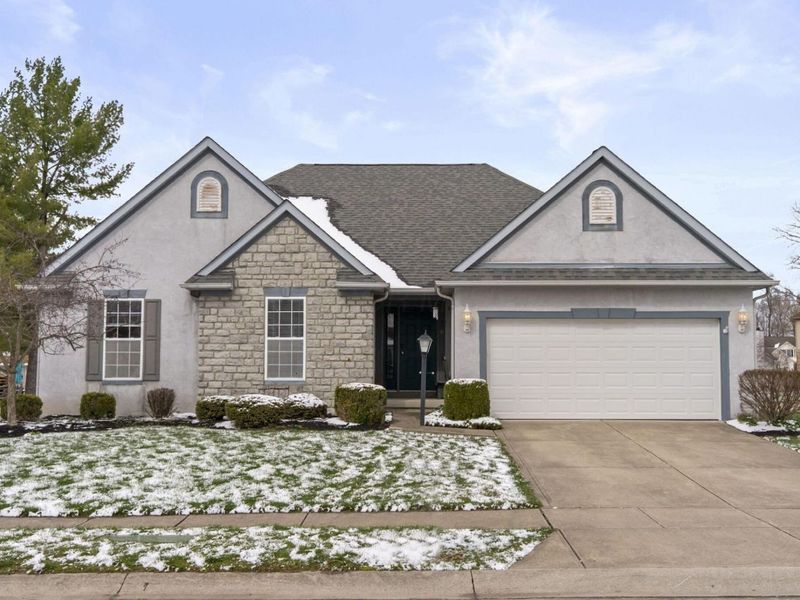 100 Indian Creek Court, Pataskala, OH 43062 Photo 1