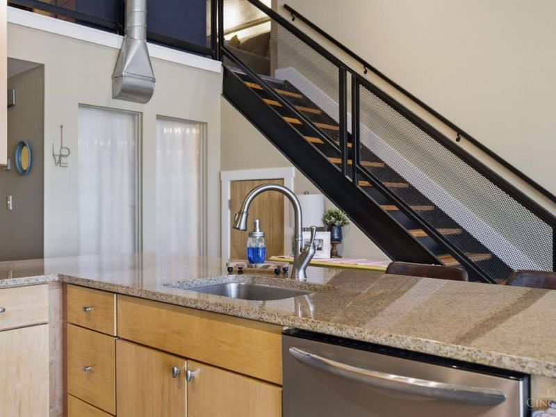 353 W Fourth Street, Unit 602, Cincinnati, OH 45202 Photo 15