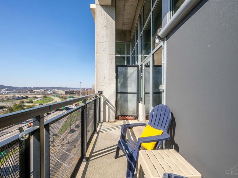 353 W Fourth Street, Unit 602, Cincinnati, OH 45202 Photo 20