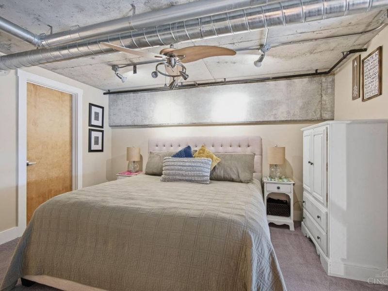 353 W Fourth Street, Unit 602, Cincinnati, OH 45202 Photo 25