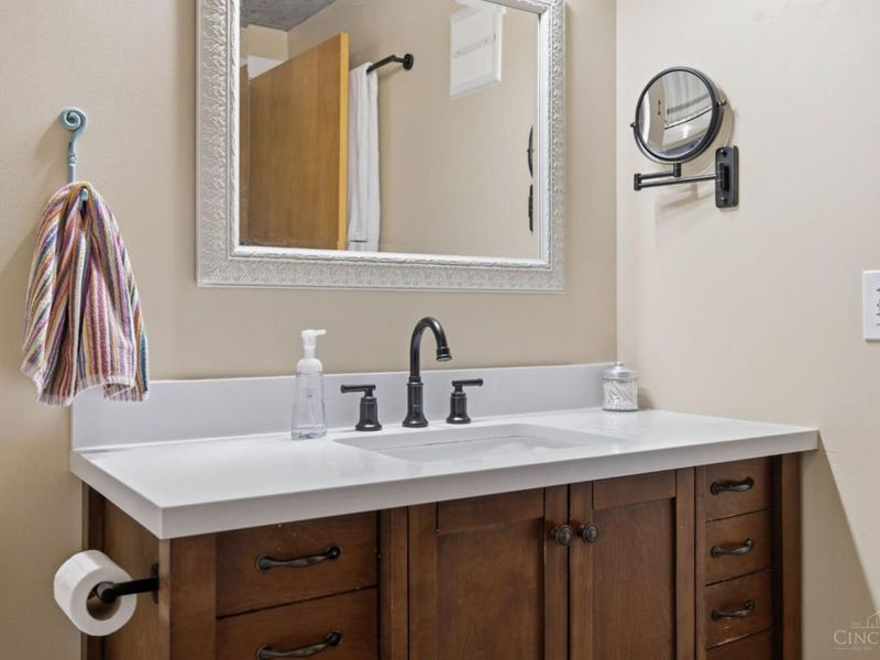 353 W Fourth Street, Unit 602, Cincinnati, OH 45202 Photo 29