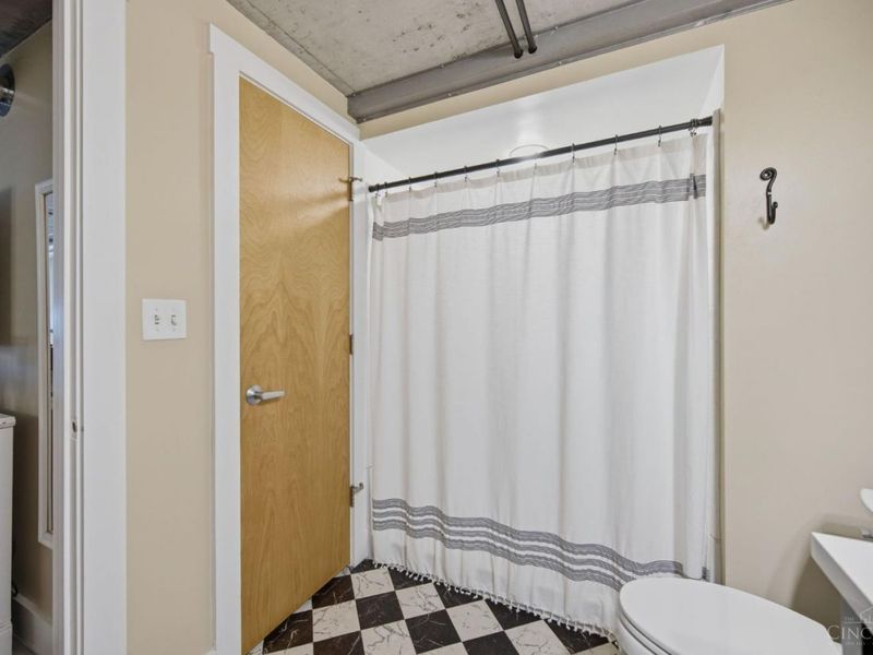 353 W Fourth Street, Unit 602, Cincinnati, OH 45202 Photo 30