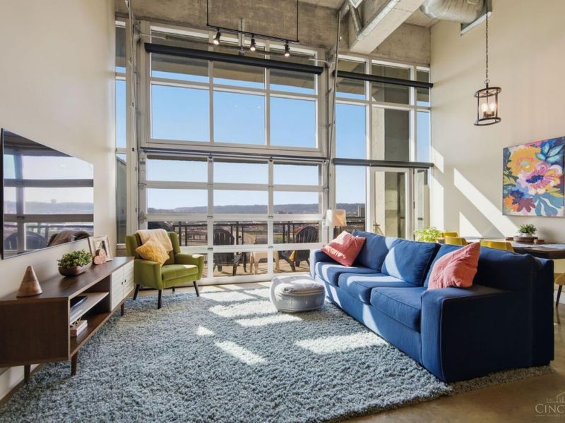 353 W Fourth Street, Unit 602, Cincinnati, OH 45202 Photo 5