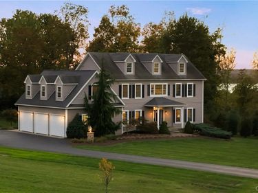 10 Calloway Drive , Auburn, NY 13021