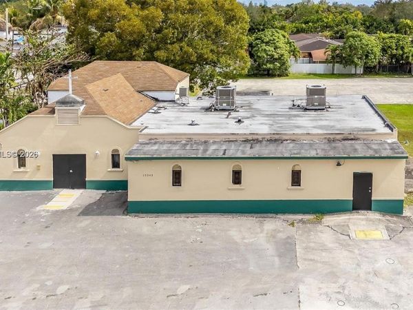 15343 NW 2nd Ave , Miami, FL 33169