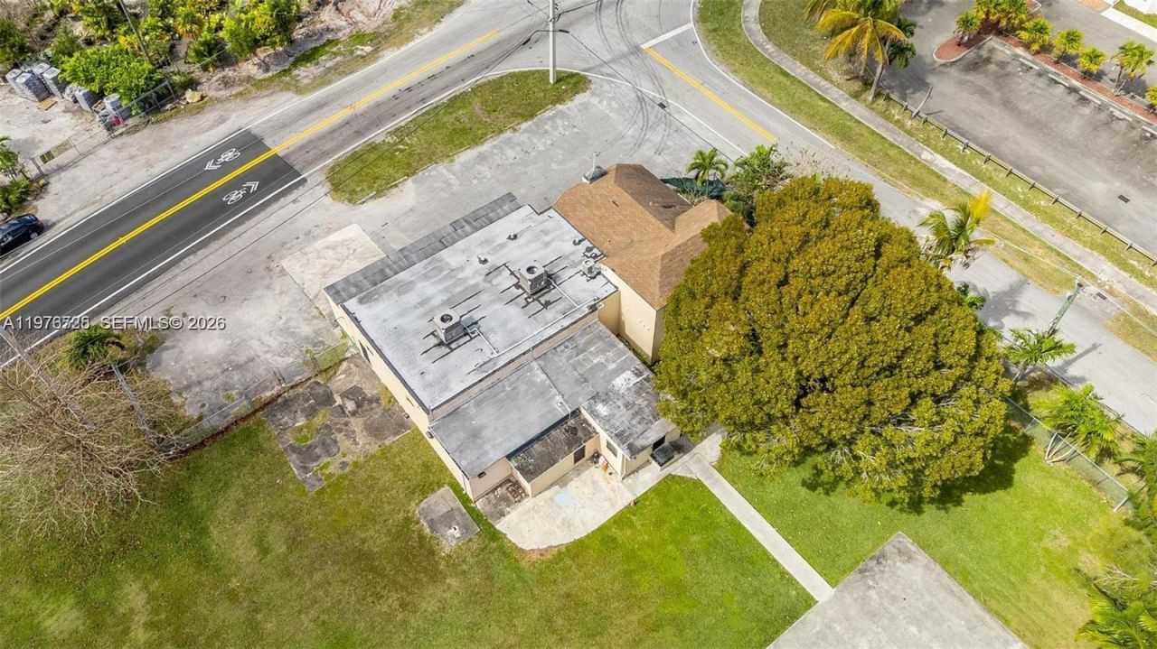 15343 NW 2nd Ave, Miami, FL 33169 Photo
