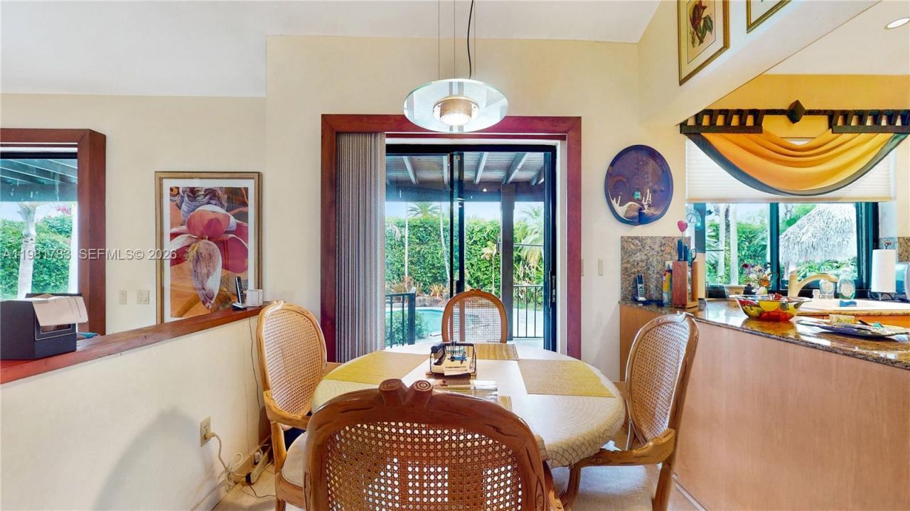 10260 SW 128th St , Miami, FL 33176 Photo