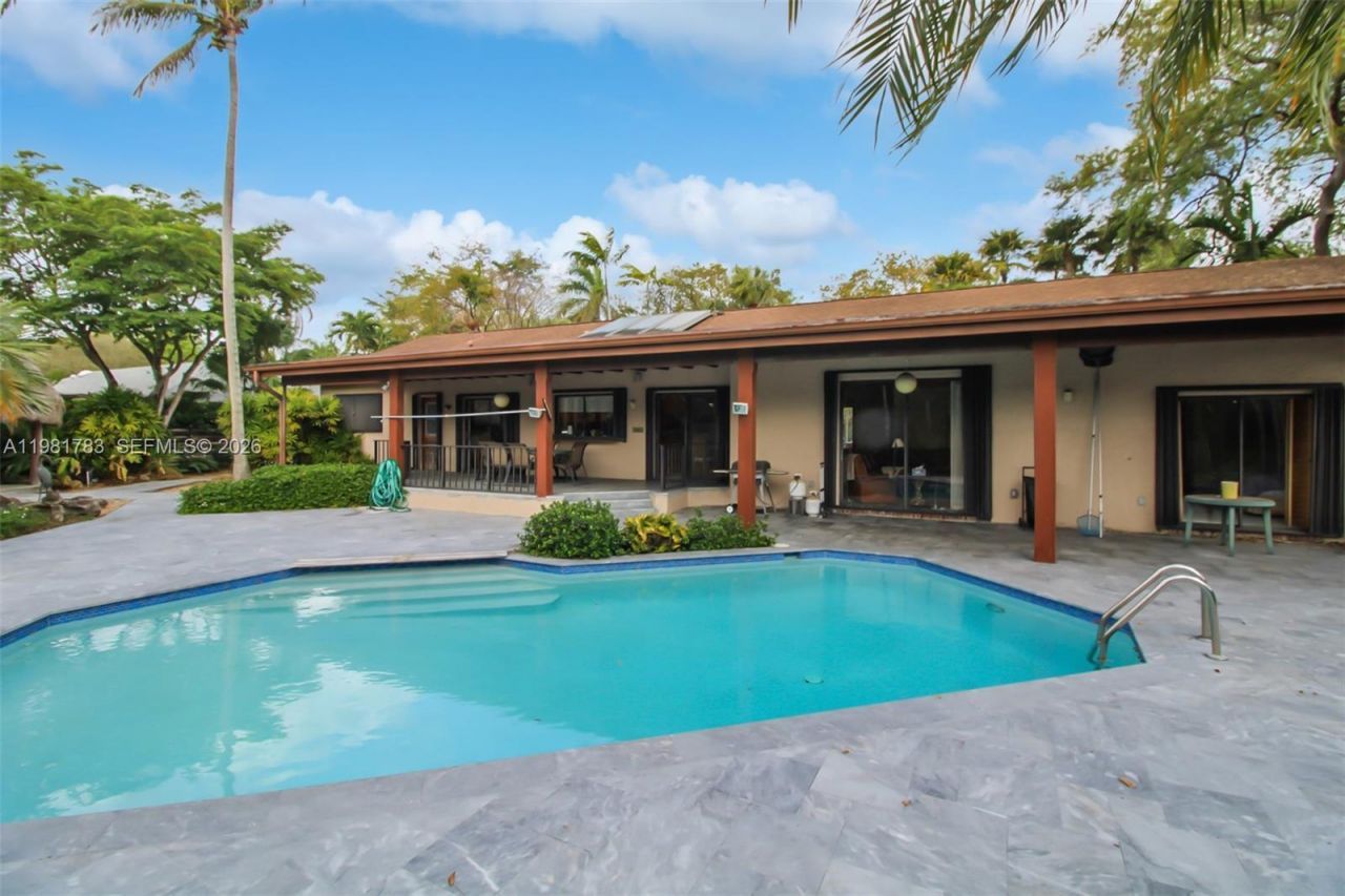 10260 SW 128th St , Miami, FL 33176 Photo