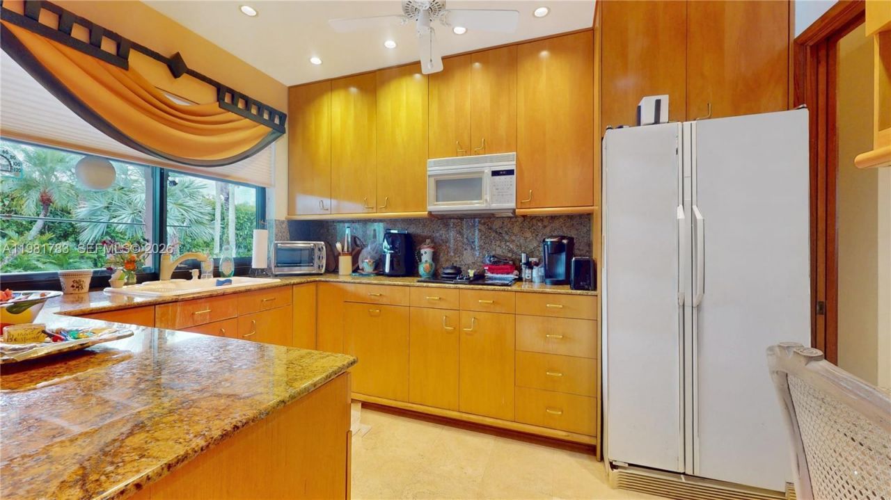 10260 SW 128th St , Miami, FL 33176 Photo