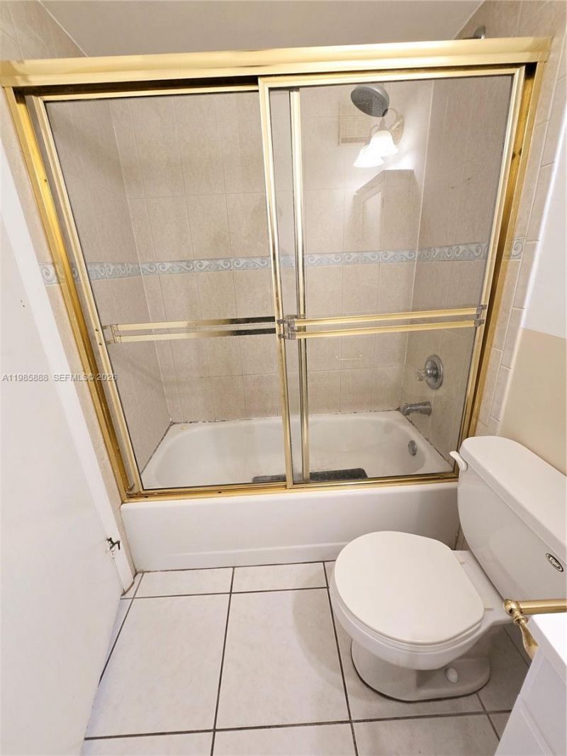 365 NW 85th Ct , Unit 1208, Miami, FL 33126 Photo