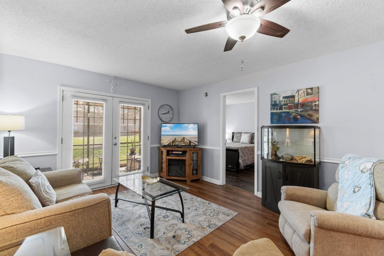 1301 Pridgen Rd. Photo 13