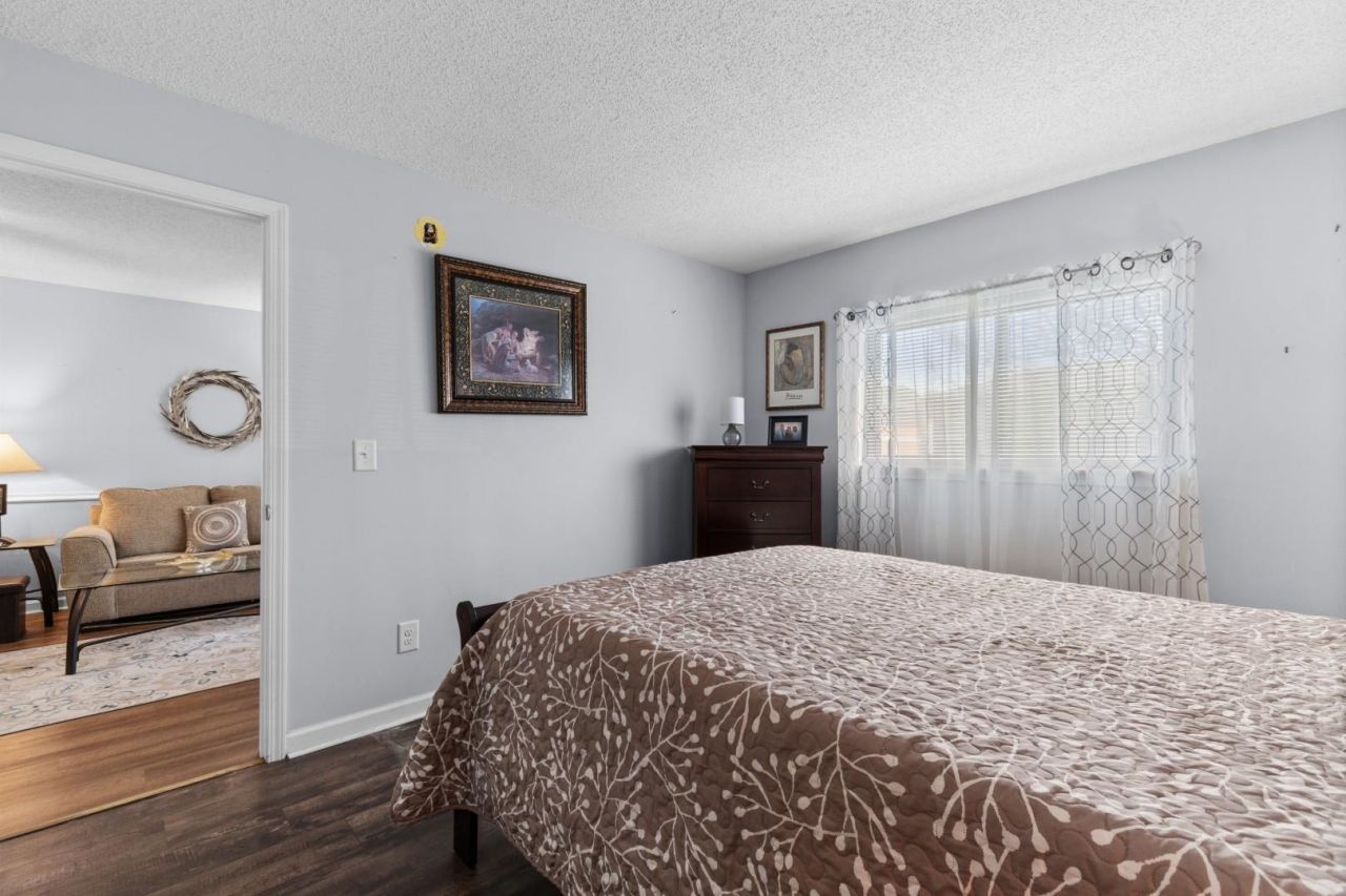 1301 Pridgen Rd. Photo 17