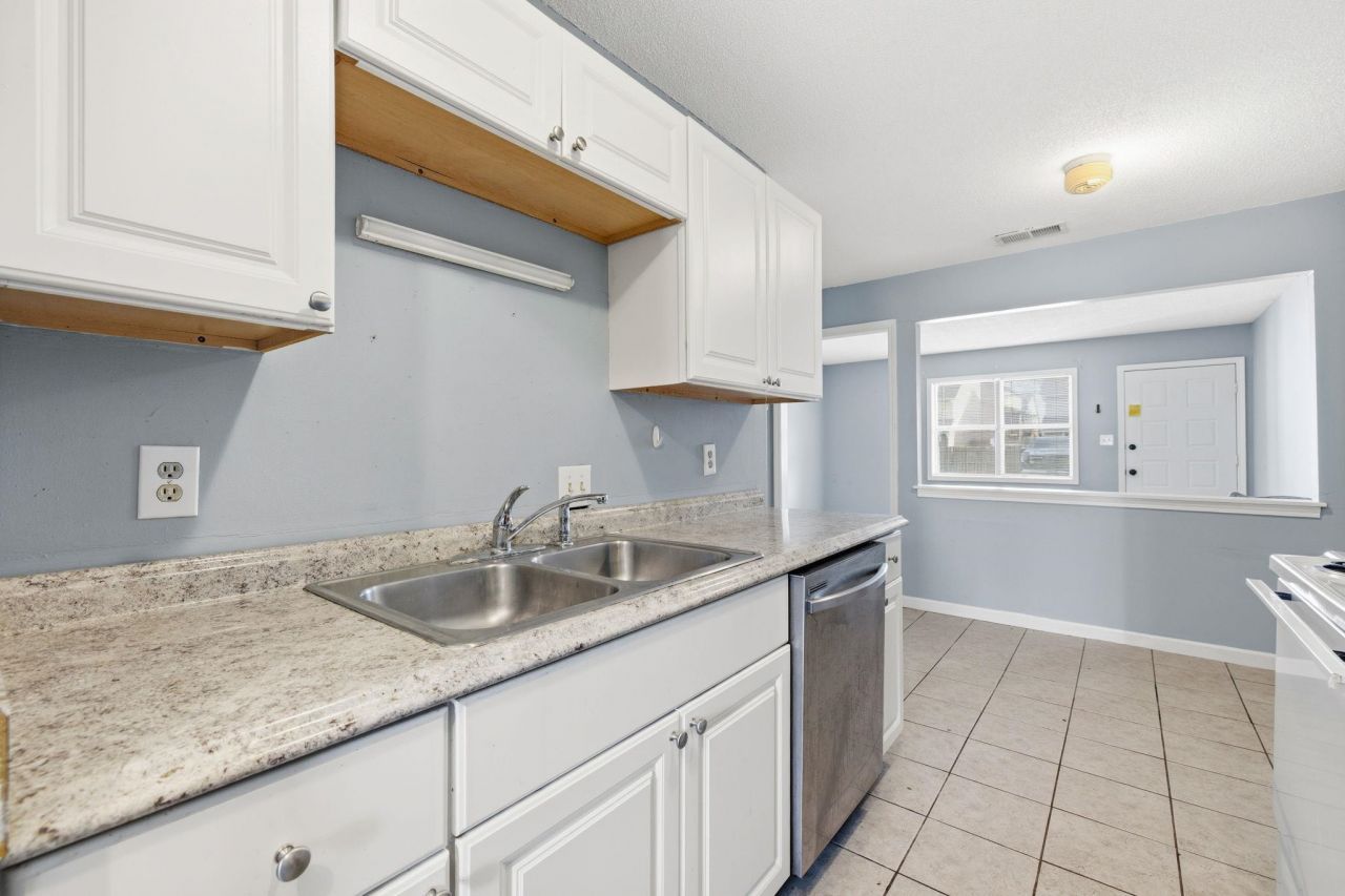 755 Burcale Rd. Photo 14