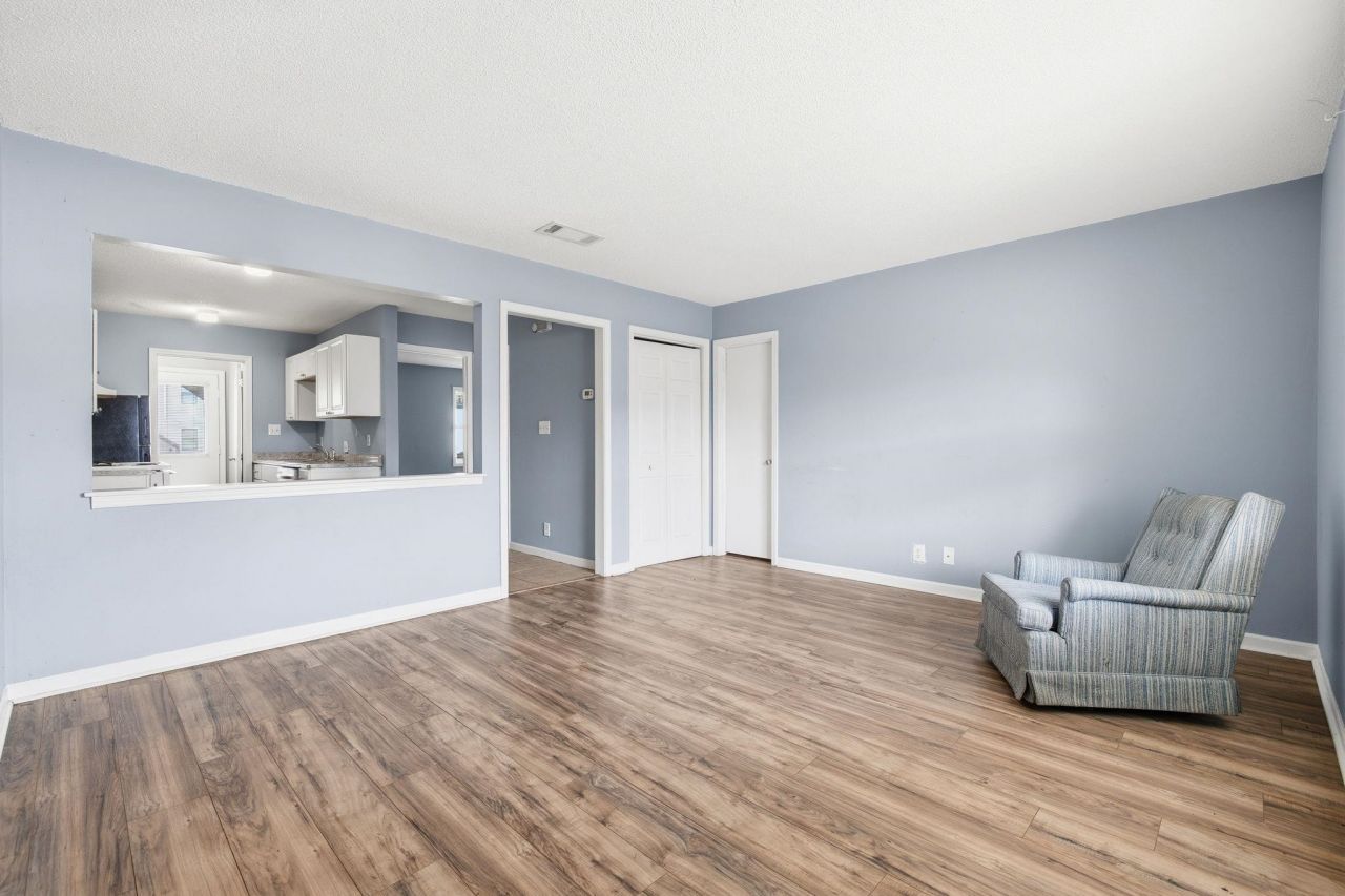 755 Burcale Rd. Photo 5