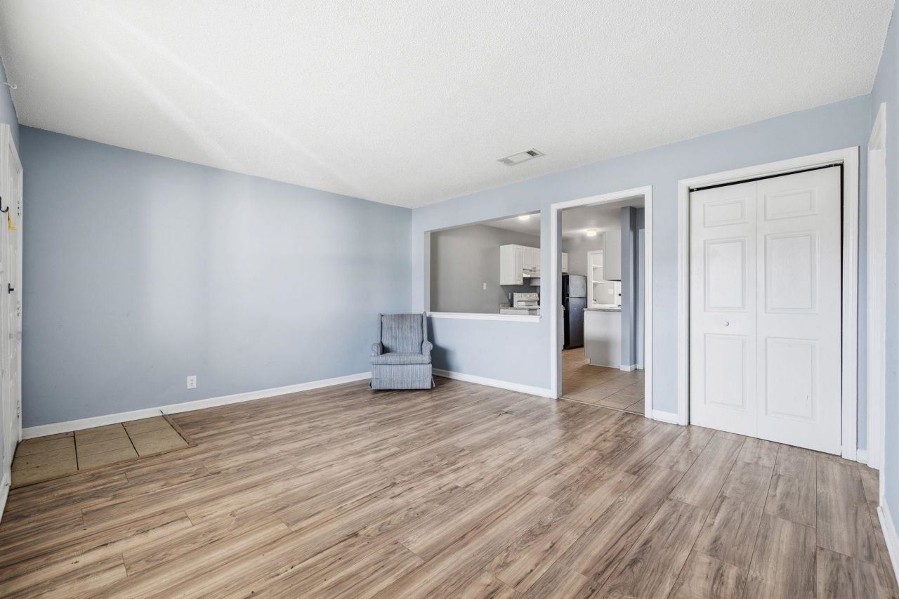 755 Burcale Rd. Photo 8