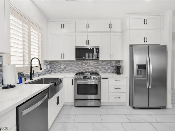 1340 Calle Montery Street, Las Vegas, NV 89117