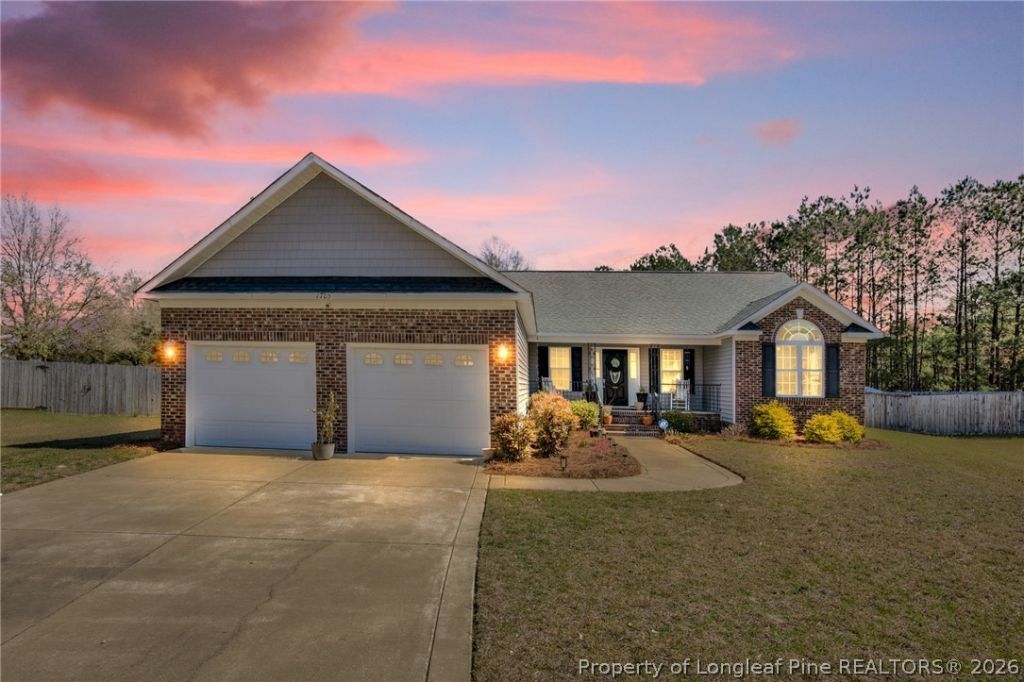 1705 Secretariat Place, Hope Mills, NC 28348 Main Photo