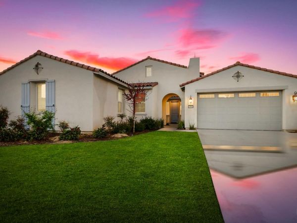 15008 Pemberley Passage Avenue, Bakersfield, CA 93311