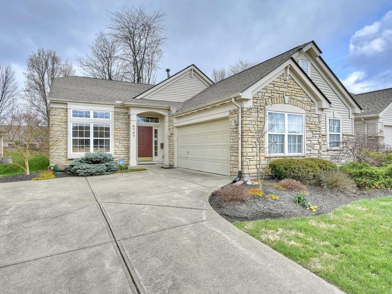 2707 Saint Charles Circle, Union, KY 41091 Photo 2