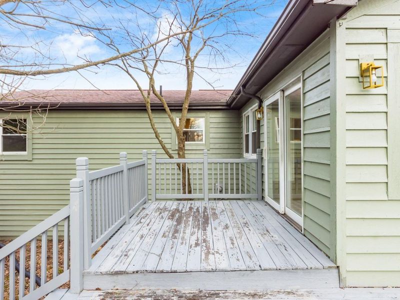 1885 E Choctaw Drive , London, OH 43140 Photo 34