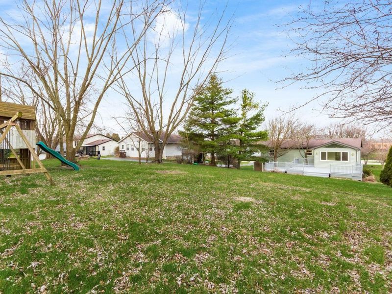 1885 E Choctaw Drive , London, OH 43140 Photo 39