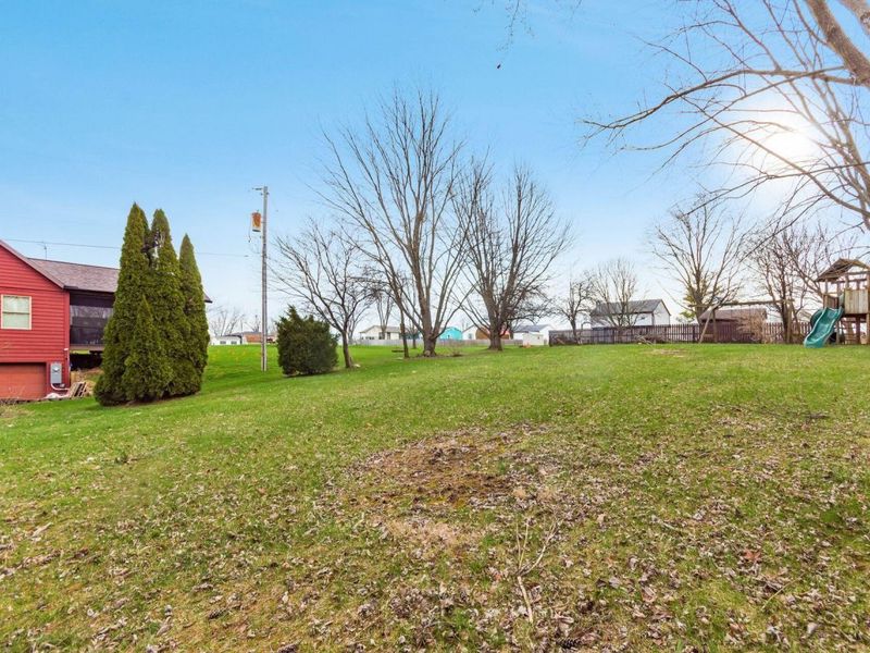 1885 E Choctaw Drive , London, OH 43140 Photo 43