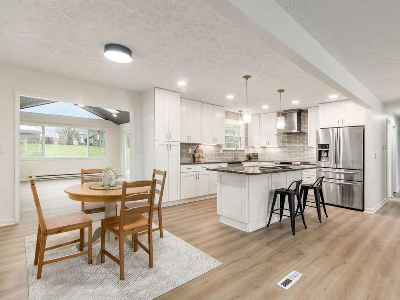 1885 E Choctaw Drive , London, OH 43140 Photo 7