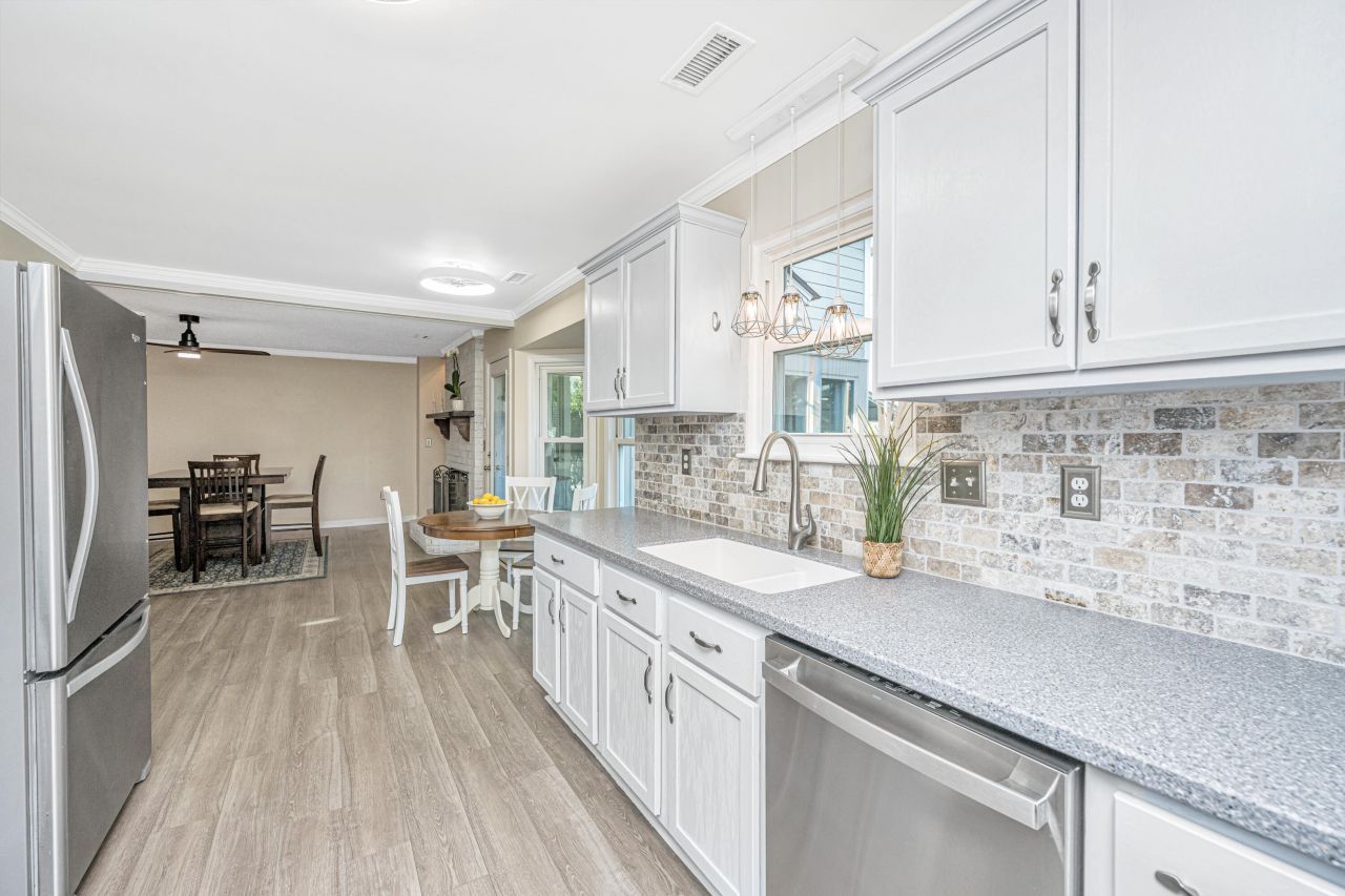 1180 Island View Drive Photo 11