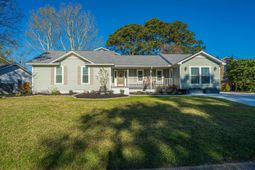 1180 Island View Drive photo 4