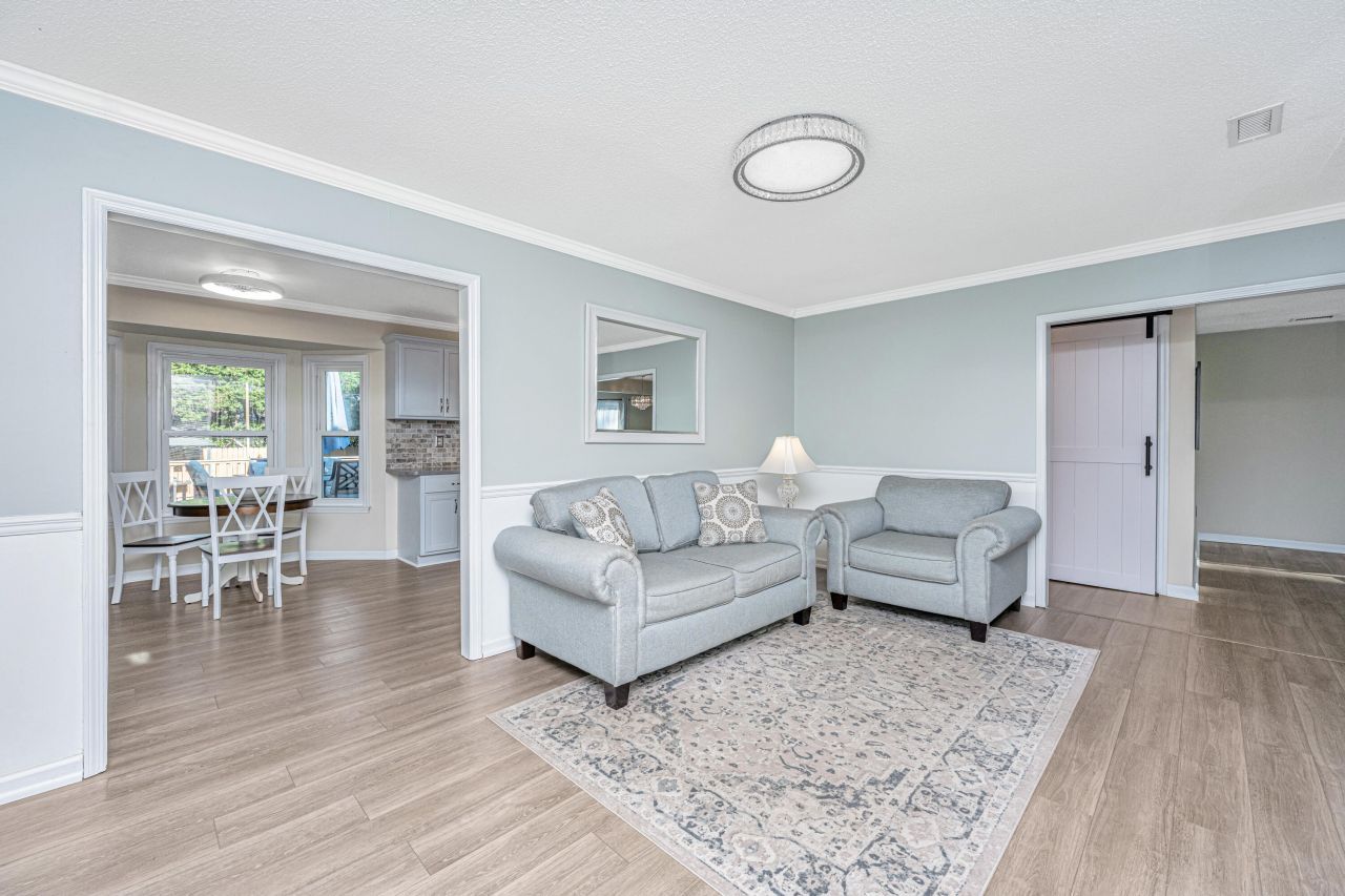 1180 Island View Drive Photo 6