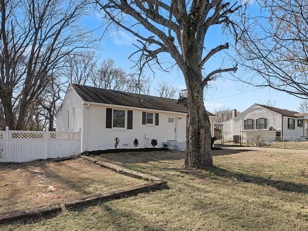 107 Garwood Dr , Nashville, TN 37210