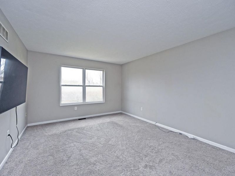 7545 Hyatts Lane, Hamilton Twp, OH 45039 Photo 21