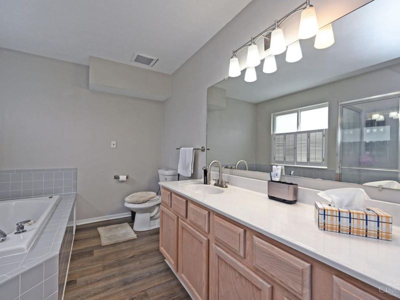 7545 Hyatts Lane, Hamilton Twp, OH 45039 Photo 24