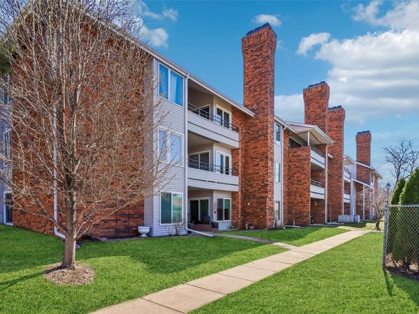 1100 50th Street, Unit 2206, West Des Moines, IA 50266
