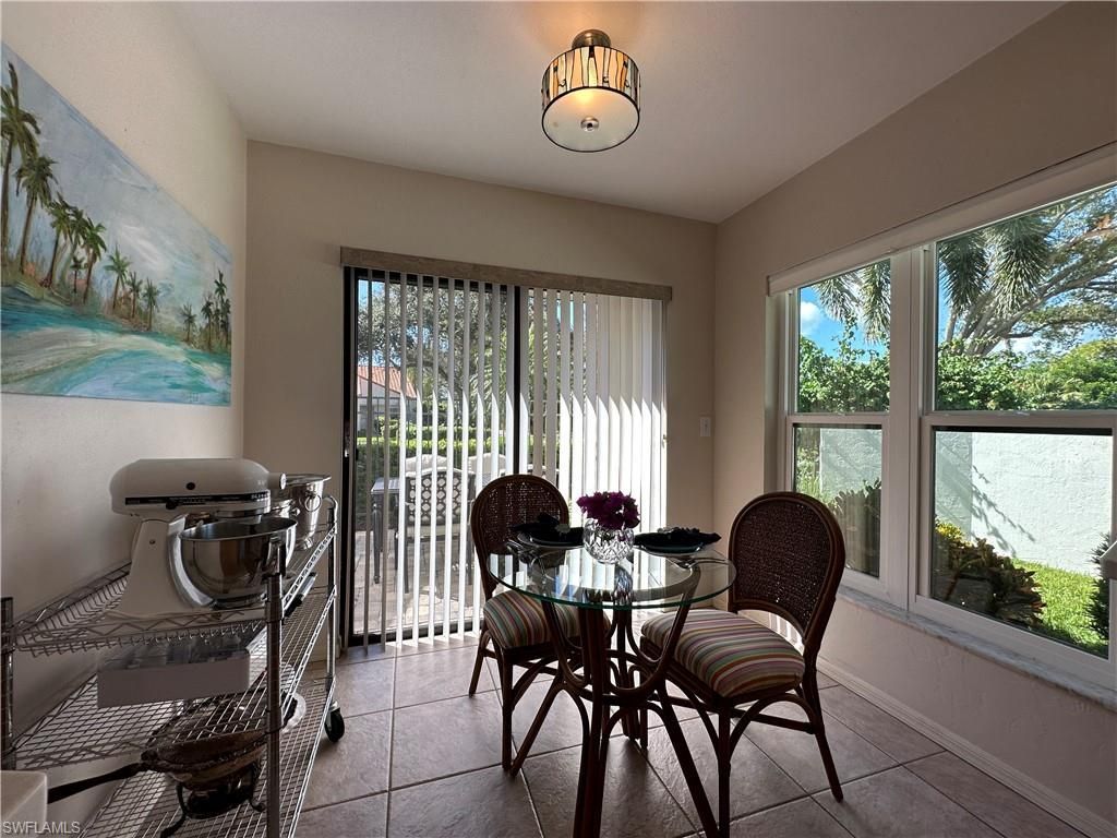 829 Reef Point Cir, Unit 46, Naples, FL 34108 Photo